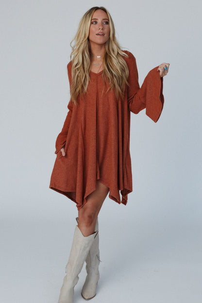 The Nest Golden Hour Long Bell Sleeve Tunic Dress - Rust