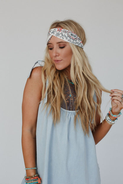 Whats The Stitch Headband - White