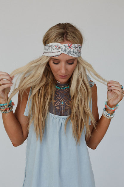 Whats The Stitch Headband - White